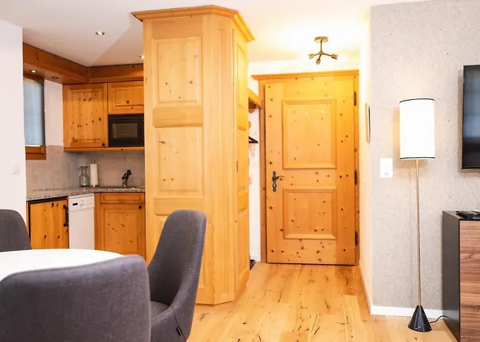 Wunderstay Alpine 3 Chic Location Apartamento Klosters-Serneus